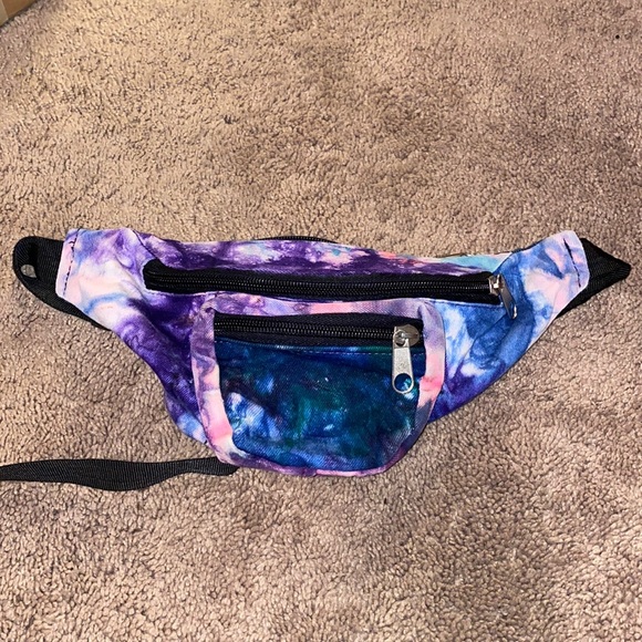 Zumiez Handbags - Tie dye Fanny pack